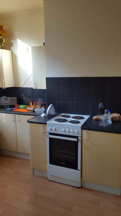 Room for rent. Live in landlord.  Main Photo