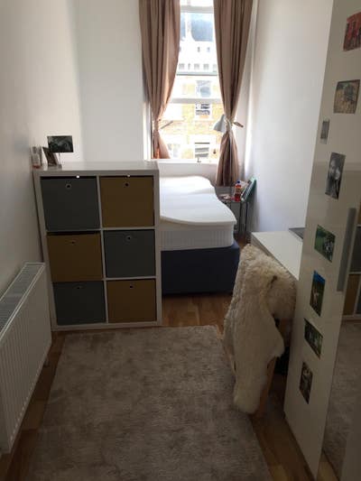 Double bedroom in flat in Brook Green (W14) Main Photo