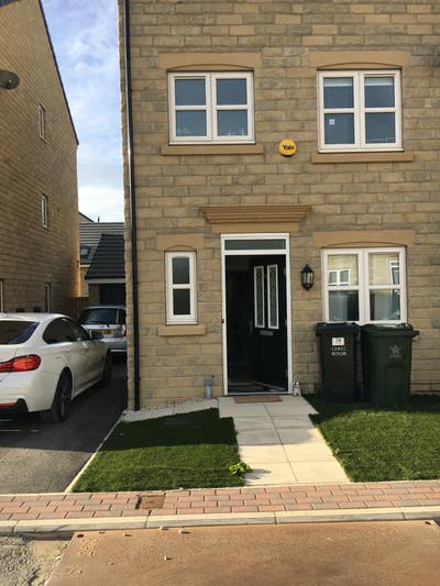 New Build  - Close to M62/Pudsey Train Station Main Photo