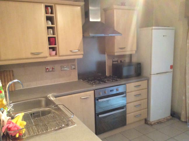 A double in 4 bed house in Loreto Pl, Hulme Main Photo