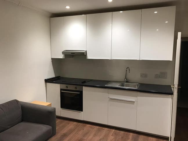 Golders Green ,safe area , 30 min center London  Main Photo