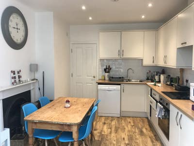 Housemate wanted - friendly Winchester home Main Photo