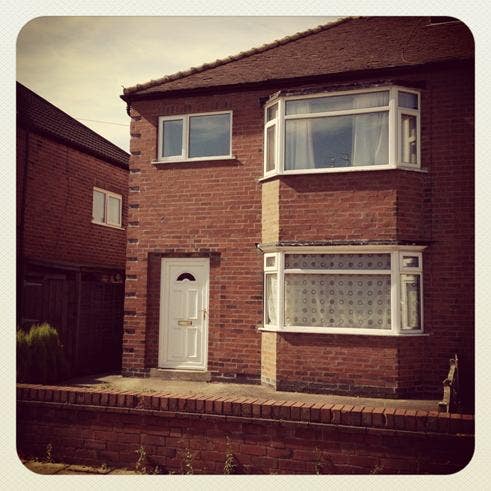 4 Bed House - Fully Furnished - Bills Included Main Photo