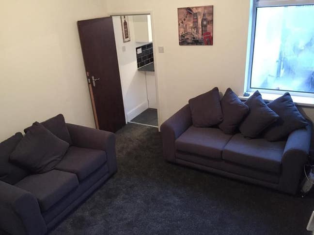New In! Selly Park Double Room Bills Included! Main Photo
