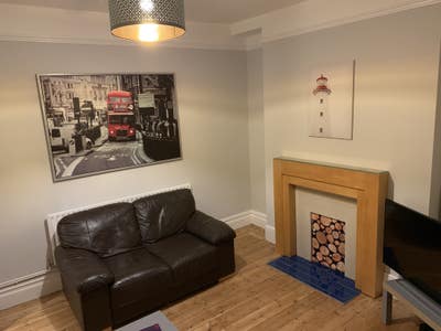 Room Available in Fantastic House in Treforest! Main Photo