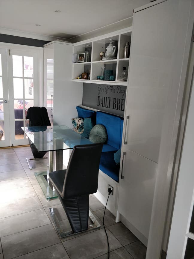 Relaxing house, clean, spacious, modern.  Main Photo