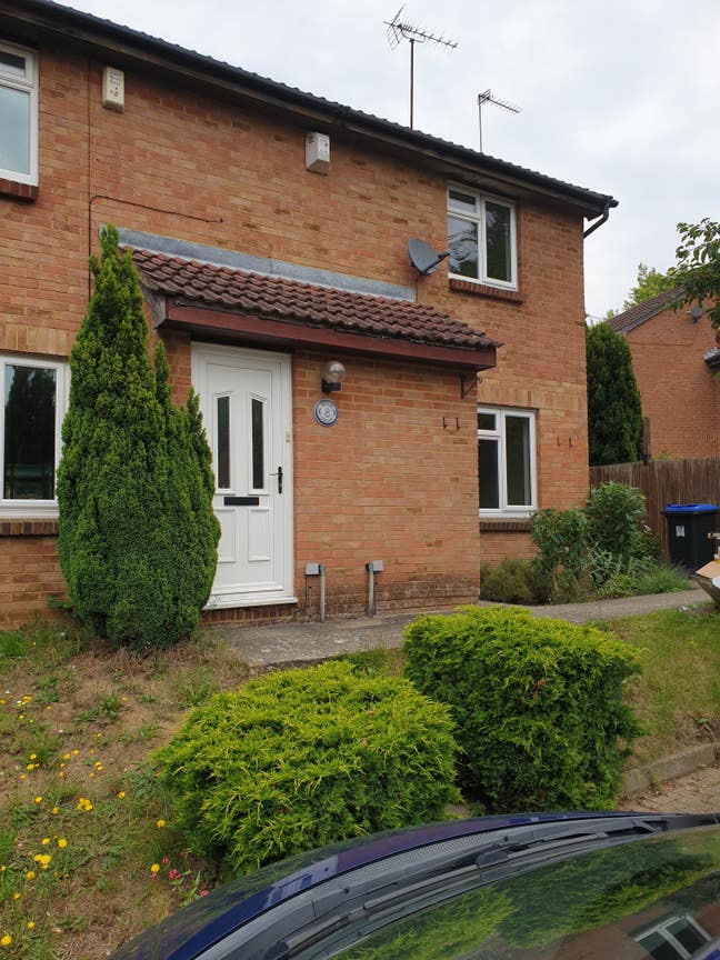 Single room near Morrisons supermarket Main Photo