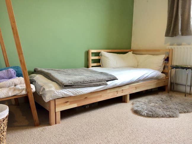 Large, cosy double room in vibrant Hunter's Bar Main Photo