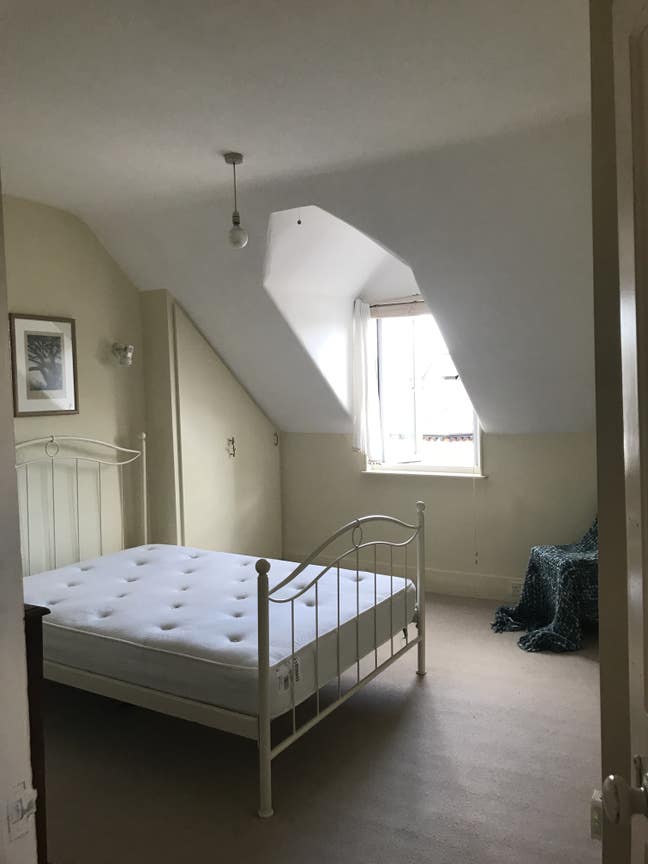Vegetarian large dbl + en-suite zone 2  Putney Main Photo