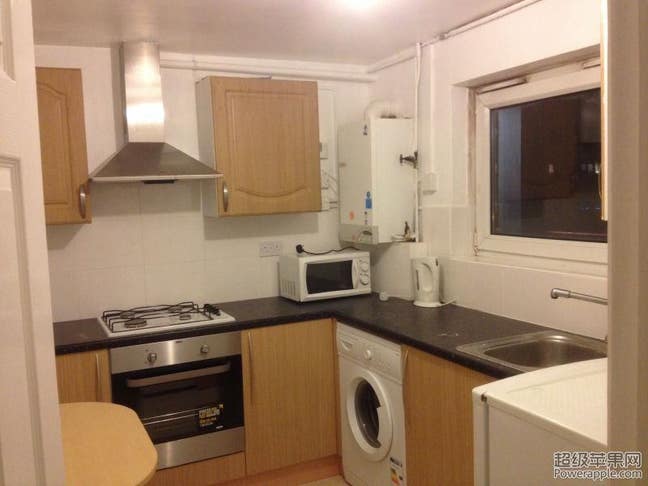 Stratford King size room 4 mins walking to station Main Photo
