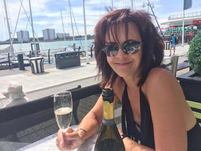 Professional seeking rented accommodation Main Photo