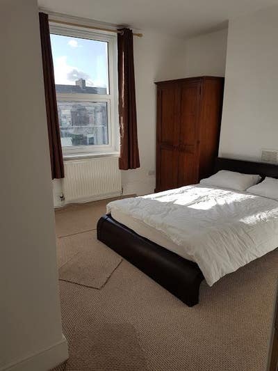 Stunning Bury centre Ensuite  dble room Main Photo
