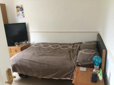 Tidy/friendly house mate sought after Main Photo