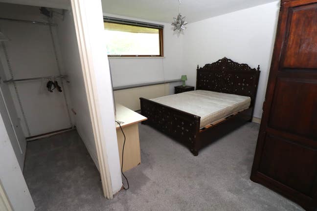 Double room with walk in wardrobe in East Finchley Main Photo