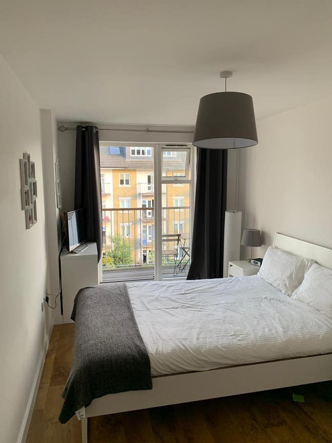 Double En Suite Including Parking & Gym Main Photo