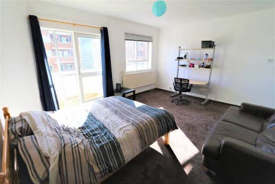  HOT Location! (Camden & St. Pancras) from &pound;277pw  Main Photo