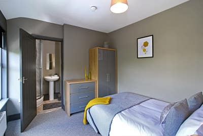 One Room Remaining &pound;495pcm - All Bills Included Main Photo