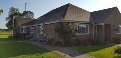 B and B  type accommodation-4 nights a week Main Photo
