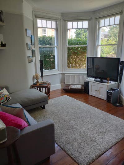 Double bedroom available in ground floor flat Main Photo