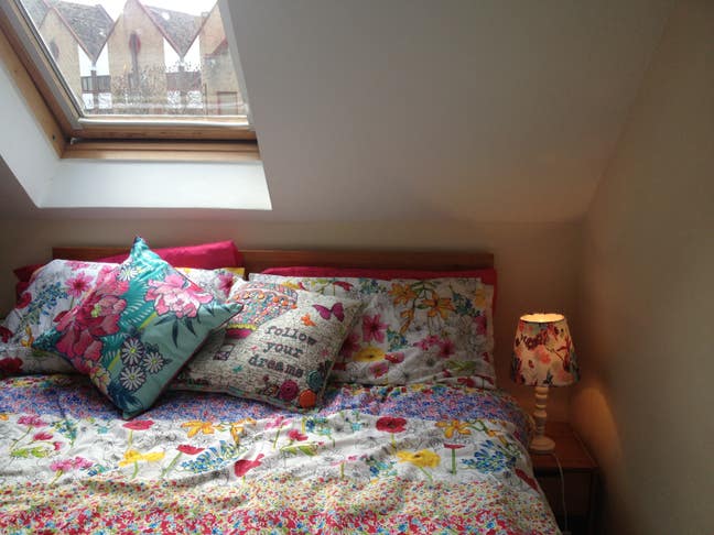 Pretty room  Available  4th December 2025 Main Photo