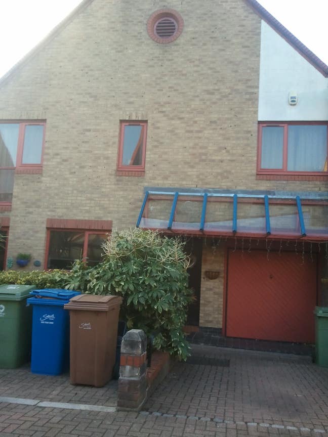 Pretty room  Available   1st February 2026 Main Photo