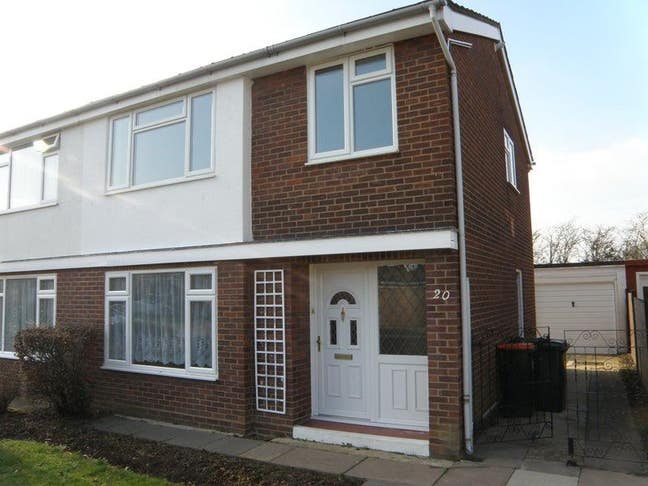 Avail  Large double- quiet professional house 6NOV Main Photo