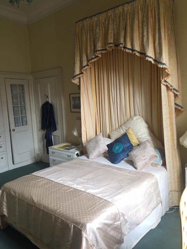 Master Bedroom - 3 Room Suite Main Photo