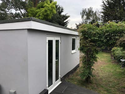 Garden room with en-suite facilities Main Photo