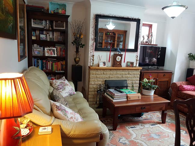 A furnished double room for rent Main Photo