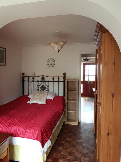 A furnished double room for rent Main Photo