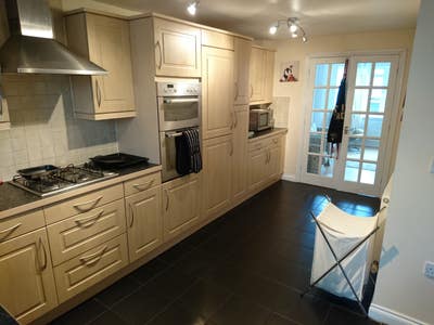 New Double En-suite Room in Abbey Manor Main Photo