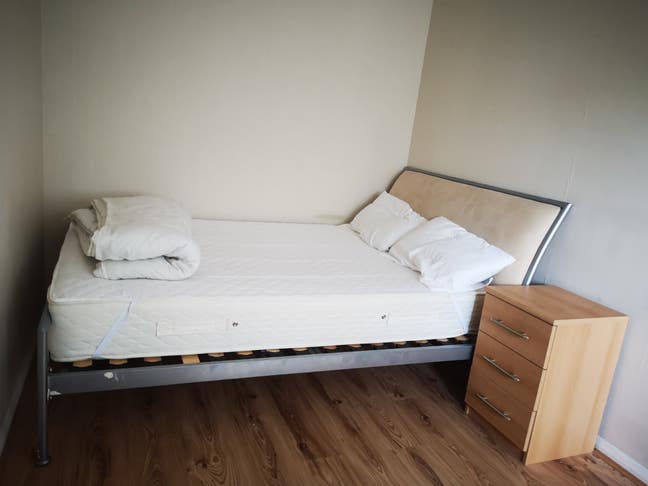 1 Double bedroom near Norbiton Station Main Photo