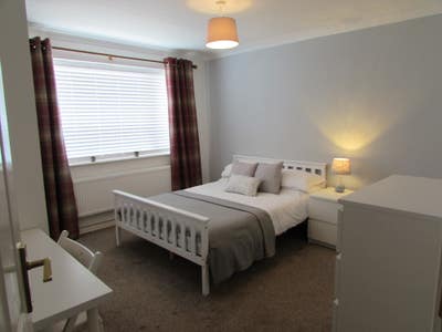 Double En-Suite Room in Large Detached House Main Photo