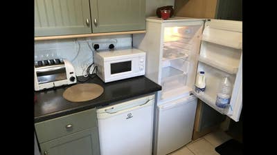 4/3 bed / Elephant & Castle / London SE1 /  Main Photo