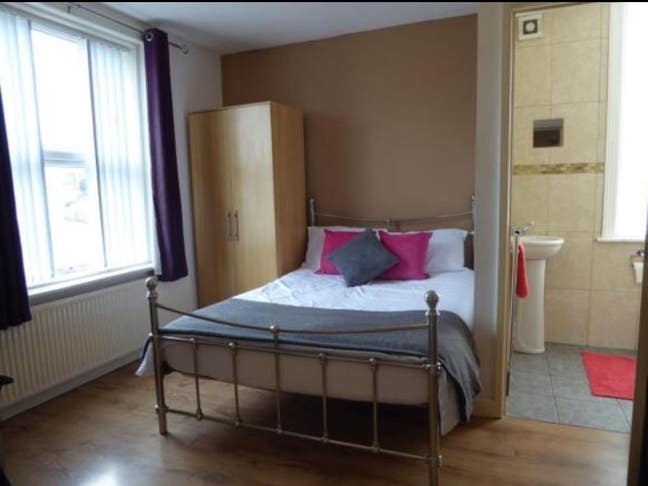 All Bills Inclusive + Wifi Main Photo