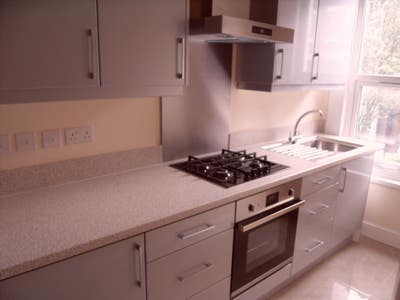 Shepherds Bush- one bedroom flat. Main Photo