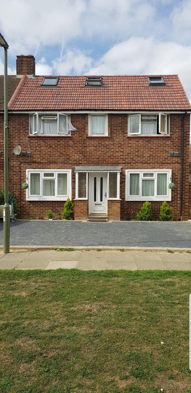 Single Bedroom Fully Furnished To Rent Main Photo