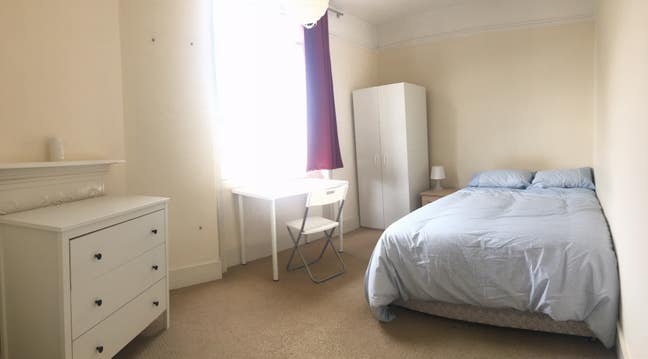 Notting Hill Gate|3 Huge Rooms|2mins walk to TUBE Main Photo