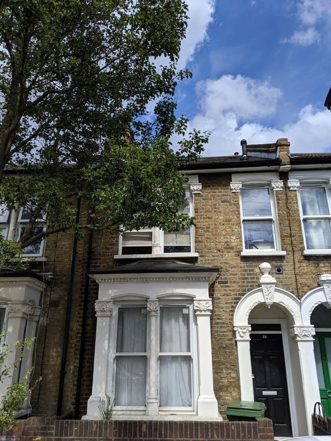 2 double room in a great house - E15  Main Photo