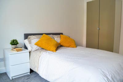 3 Bedroom Flat All Inclusive Leeds Uni Main Photo
