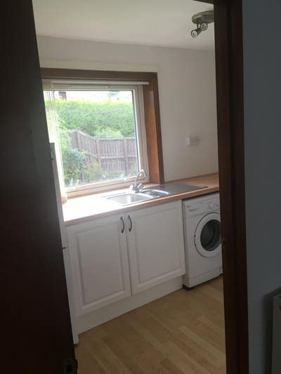 One bedroom flat, Paisley Main Photo