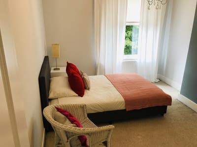 Spacious and Bright Room in Wallington Main Photo