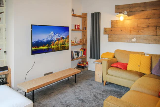 Burgess Hill - 1 x Double Room Central location Main Photo