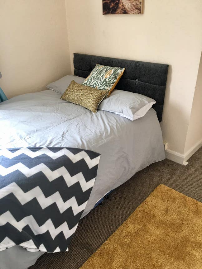 Great room and house. Great location. Parking Main Photo
