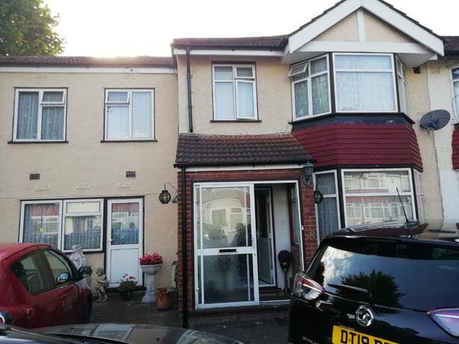 Nice comfortable Double room to let. Main Photo