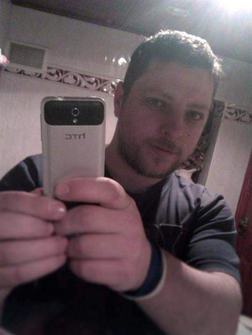 Need somewhere to live and be happy.  Main Photo