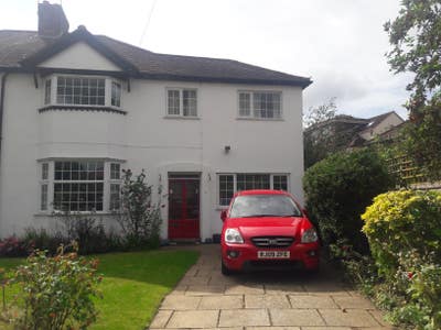 Small double in North Oxford home from 14/9/25. Main Photo