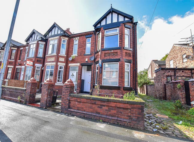 1 Bedroom Available to Let on Daisy Bank Road  Main Photo