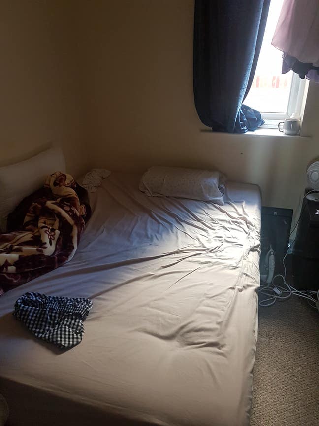 One double room to rent  Main Photo