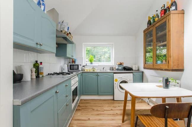 Large double bedroom available in huge 2 bed se14  Main Photo